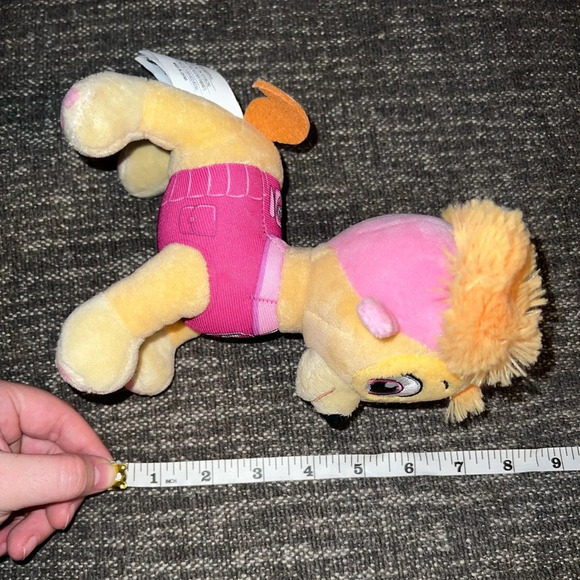 Paw Patrol Skye Plus Dog Nickelodeon 9” - Picture 6 of 7